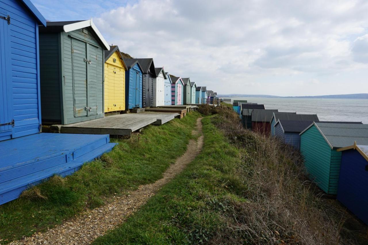 Dotty'S Retreat Villa Milford on Sea Eksteriør bilde